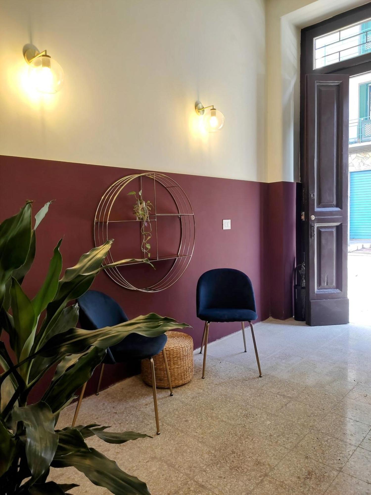 Lostabile Guesthouse & Coworking バーリ エクステリア 写真