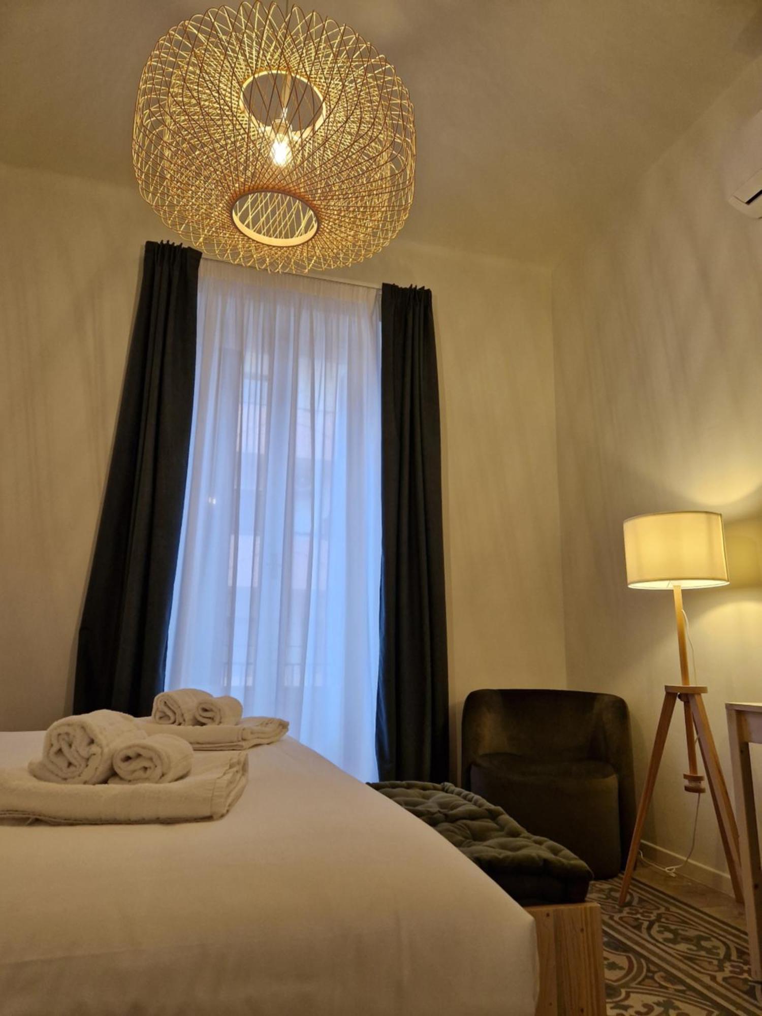 Lostabile Guesthouse & Coworking バーリ エクステリア 写真
